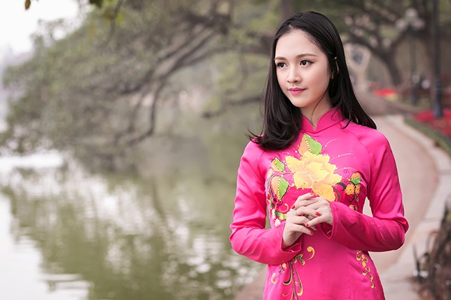 Hoa khoi Trang An dep nhu hoa xuan tren pho co HN-Hinh-5